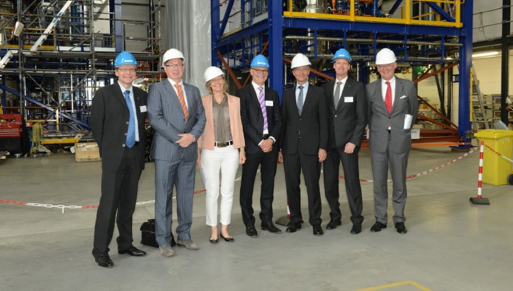 Dutch Minister Mr. Henk Kamp visits Zeton B.V.