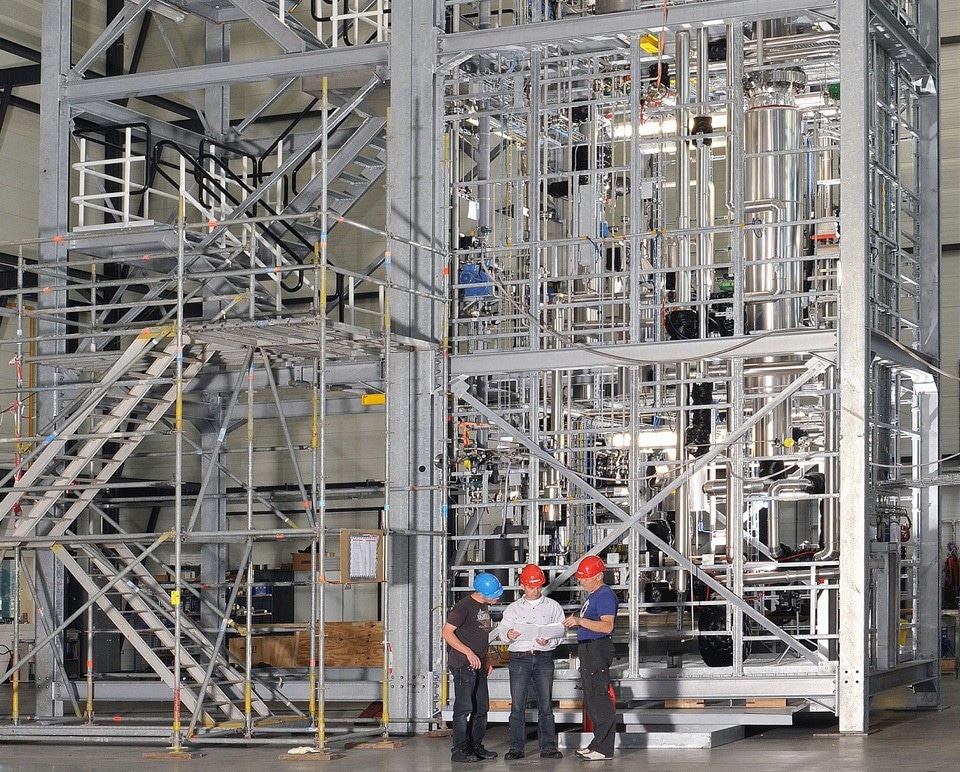 Project: Hazardous Duty Distillation Pilot Plant for Huntsman